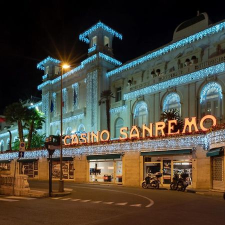 La Casa Di Ermes - Ampio Luminoso Appartamento A Tre Minuti Dal Centro Санремо Екстер'єр фото